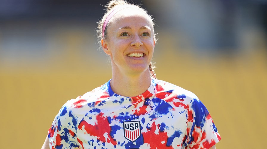 US Soccer Star Becky Sauerbrunn Supports Trans Girls Playing Youth ...