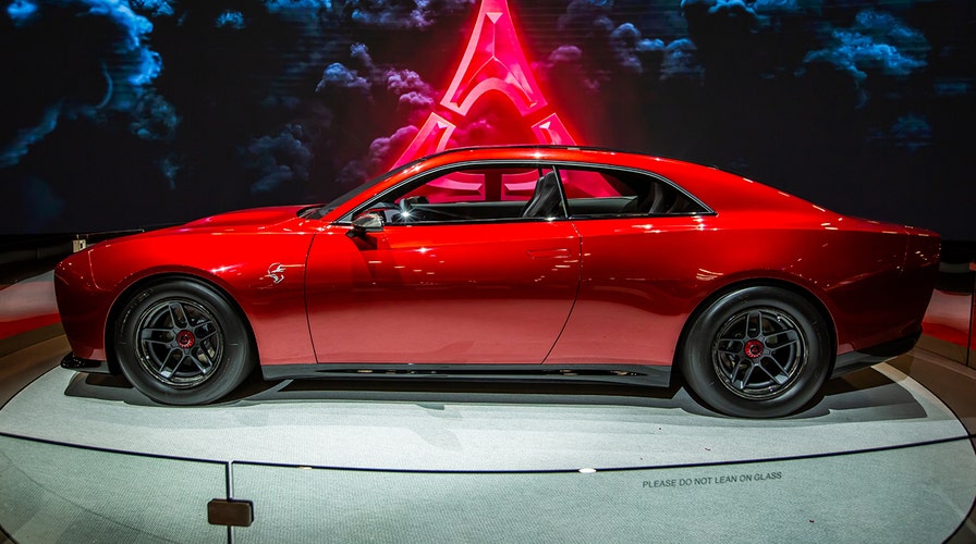 kloon ze Vergevingsgezind Hear it: Electric Dodge Charger Daytona's 'exhaust' updated with more  muscular sound | Fox News