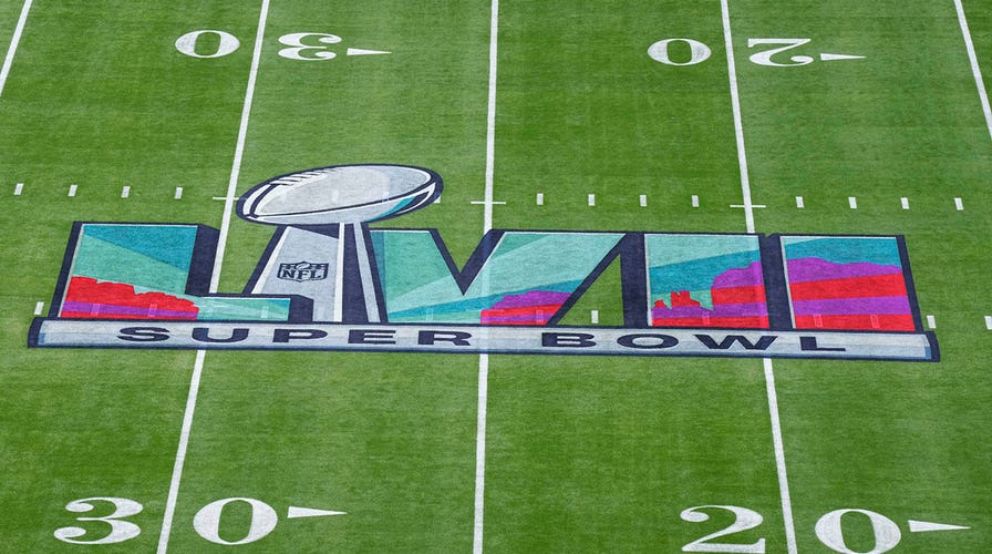 Super Bowl playing surface causes uproar after players slip and