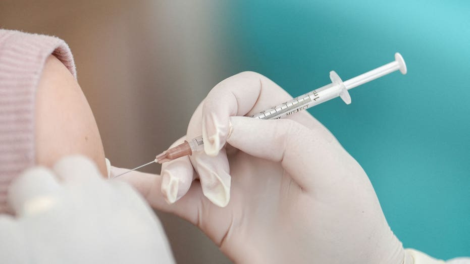 WHO tries to broker new pandemic deal, calls COVID response 'catastrophic failure'