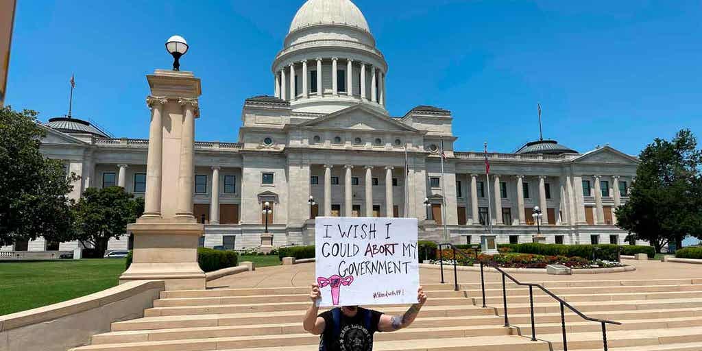 Arkansas abortion monument approved by state House, must be approved by Gov. Sanders - Vimarsana News