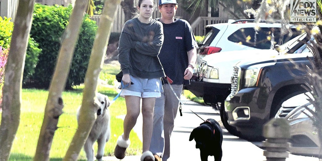 Alex Murdaugh's son Buster seen for the first time since dad's murder conviction - Vimarsana News