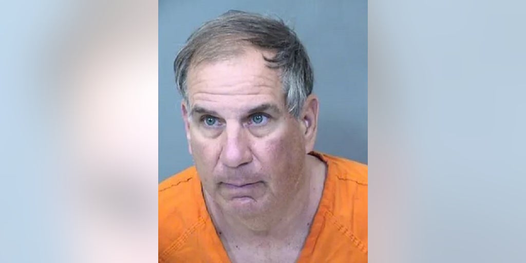 Arizona man accused of assaulting woman at Phoenix airport: 'Do you want to die today?' - Vimarsana News