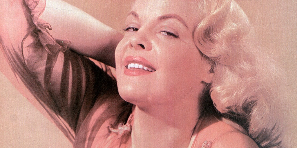 '50s blonde bombshell Cleo Moore, the next Marilyn Monroe, may have died of broken heart, author claims - Vimarsana News