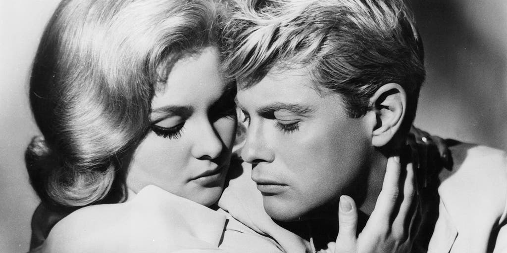 '50s idol Troy Donahue found himself homeless in New York before Hollywood comeback, book says: 'Lonely soul' - Vimarsana News