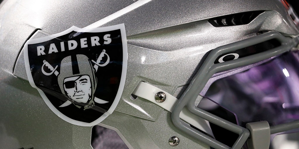 NFL, Raiders sued by Las Vegas lawyer over Super Bowl ad