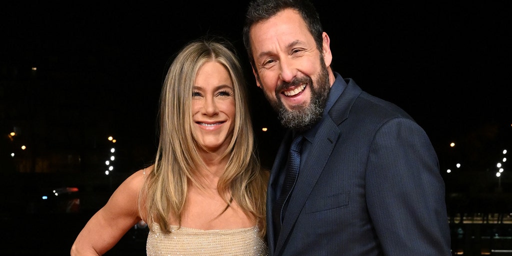 Jennifer Aniston, Adam Sandler's 30-year friendship started with a pickle - Vimarsana News