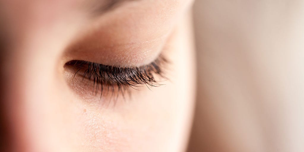 Eye problems fixed with castor oil? Beware the viral TikTok trend, doctors warn: 'Not a current treatment' - Vimarsana News