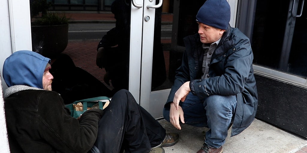 Prominent critic of blue state homeless policies arrested on theft charges in Oregon - Vimarsana News