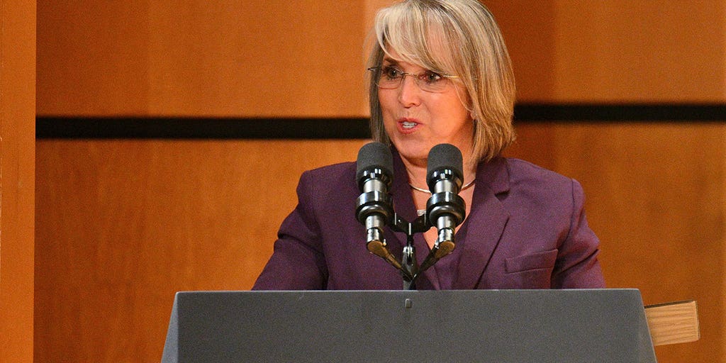 New Mexico lawmakers hash out record spending plan of $9.6 billion - Vimarsana News