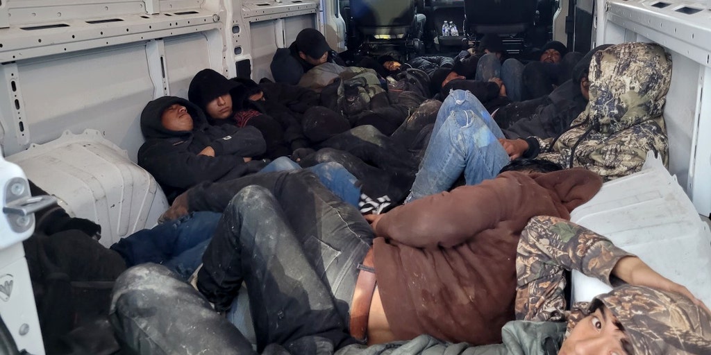Texas sheriff tells Congress county 'under siege' as department shares migrant smuggling cases - Vimarsana News