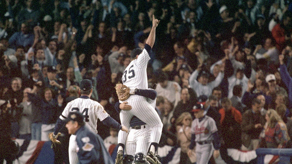 Yankees celebrate world series 1996