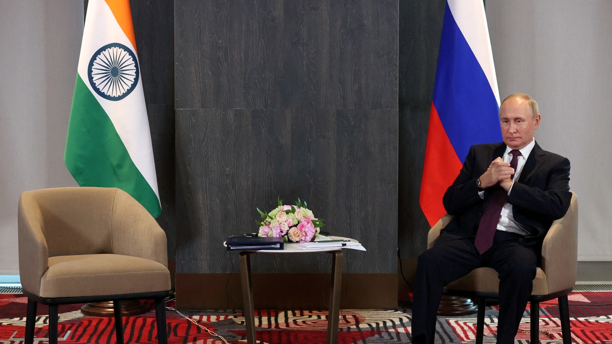 Ukraine war throws wrench in massive Russian arms deal after they miss delivery, India says