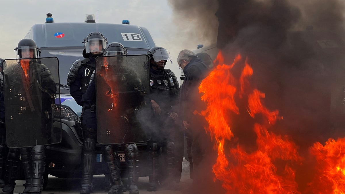 France retirement protests: Paris bans gatherings near key sites to quell unrest