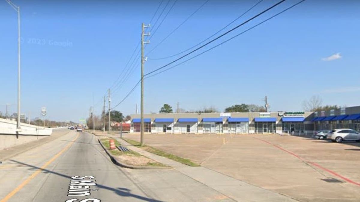 Parking lot near the intersection of Main Street and Fondren