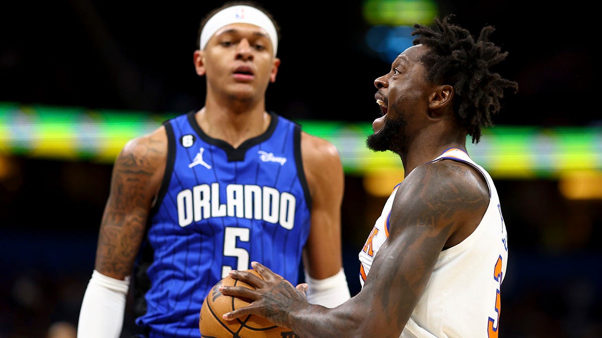 Julius Randle with the basketball during a game against the Orlando Magic