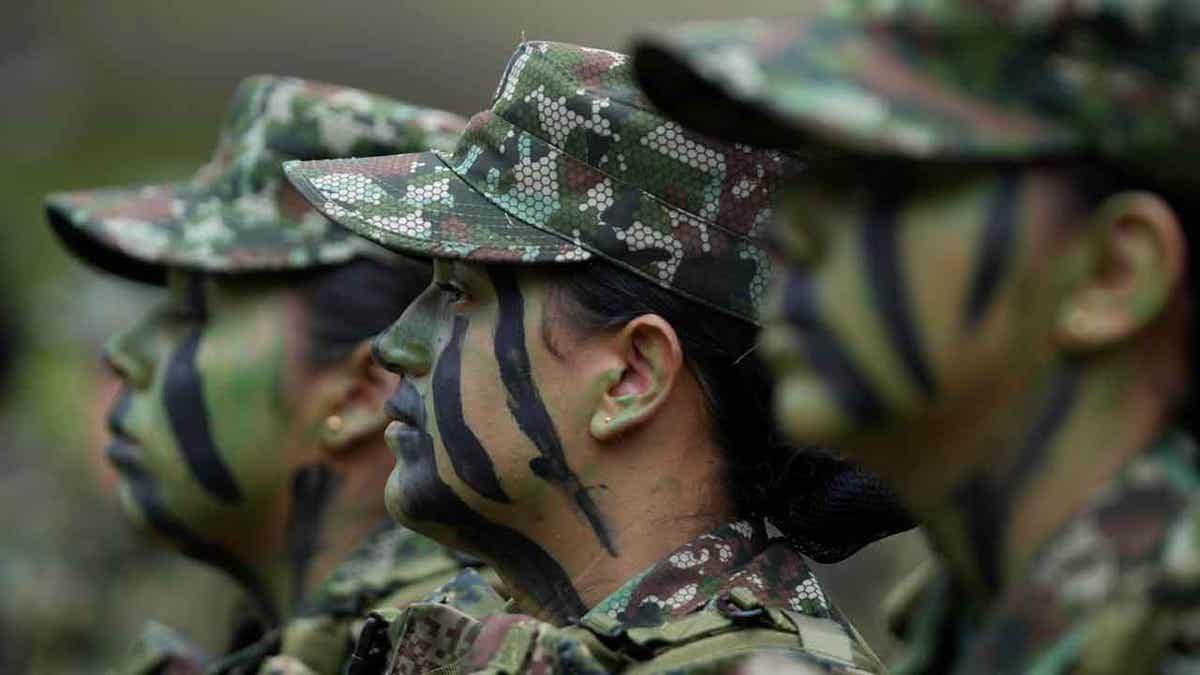 Female voluntary recruits in Colombia