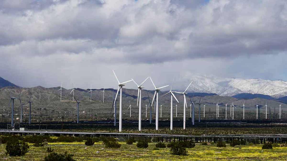 Wind turbines 