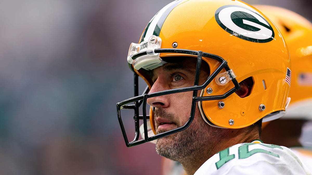 NFL analyst accuses Aaron Rodgers of creating locker room toxicity
