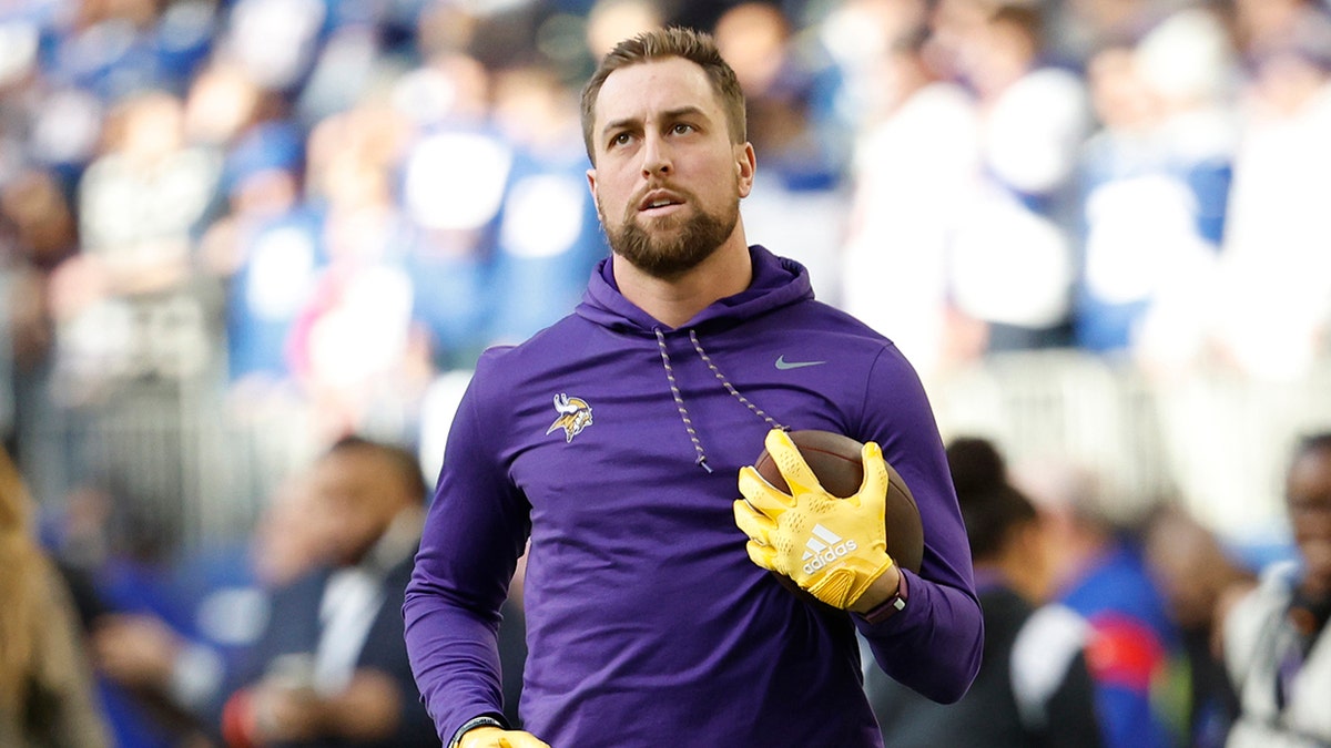 Who did the Vikings give Adam Thielen's No. 19 jersey to?
