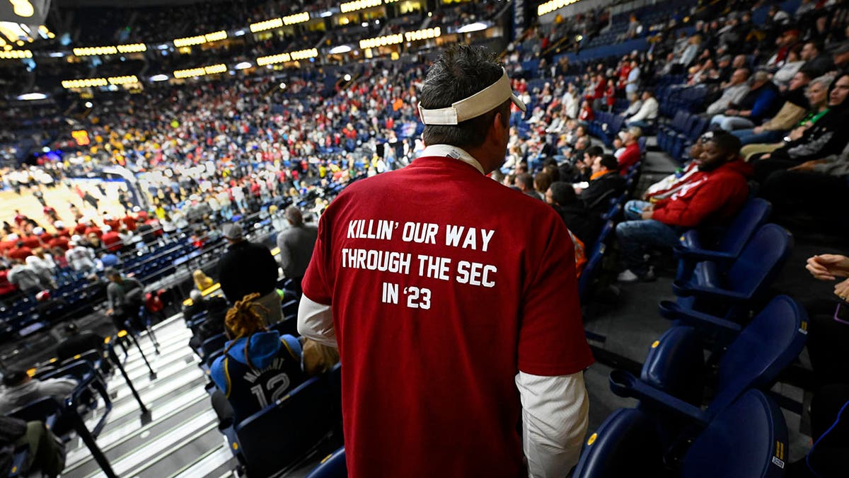 Alabama fan with a crude shirt