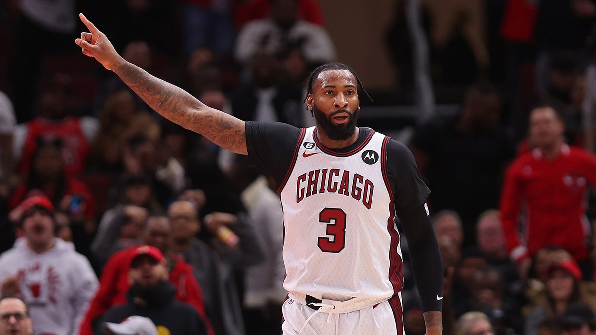 Andre Drummond points on court