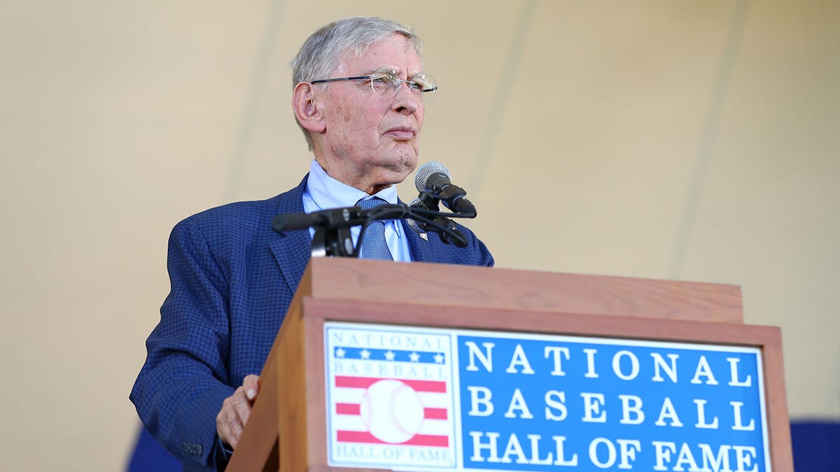 Hall of Famer Reggie Jackson claims former Commish Bud Selig blocked him from purchasing Oakland A’s