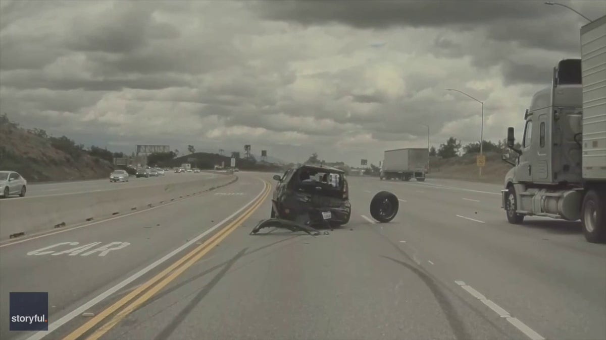 car comes to a stop on freeway