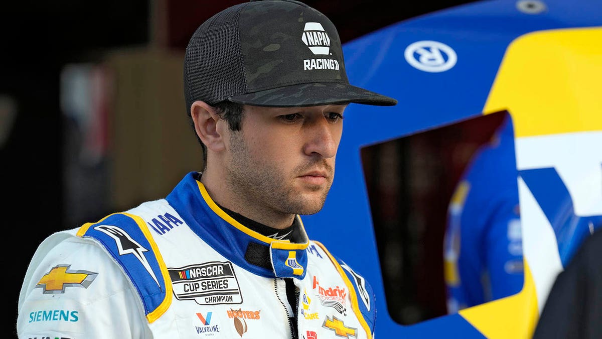 NASCAR Star Chase Elliott Jokes About The 'March Section Of His Script ...