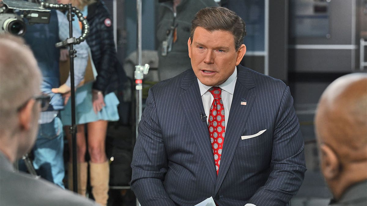 Bret Baier speaking to his interviewees.