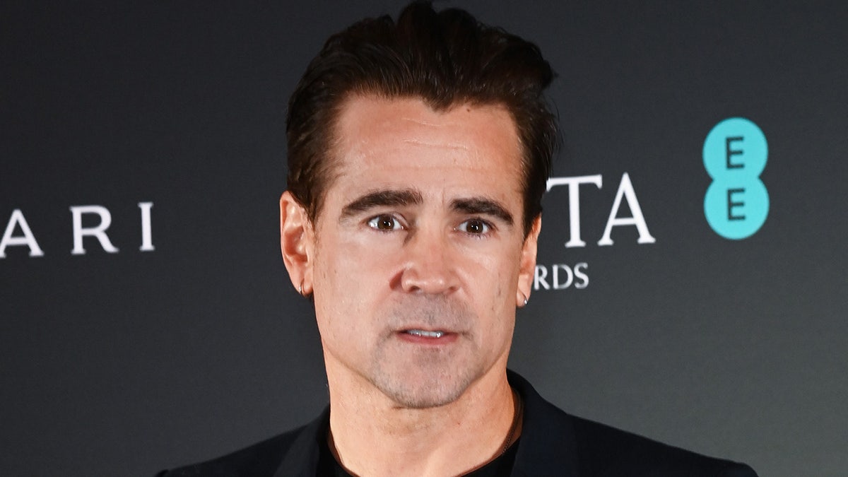 Colin Farrel di Pesta Nominasi BAFTA 2023