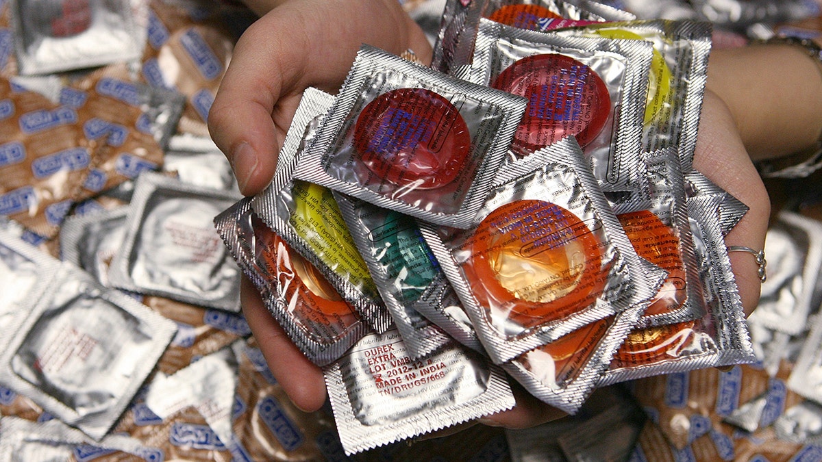 Condoms distributed to college students in Massachusetts in 2009