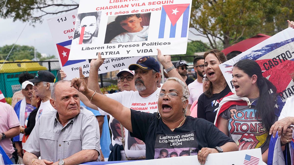 Cuba protesters in Miami