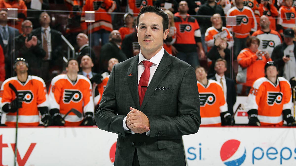 Daniel Briere at ceremony