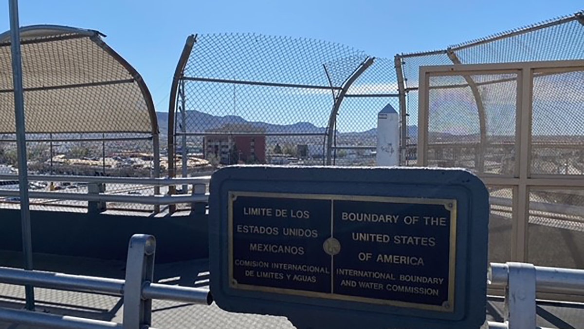 El Paso port of entry 