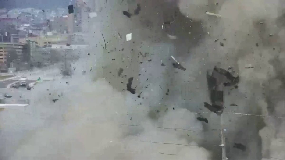 Pennsylvania chocolate factory explosion leaves five dead, two missing ...