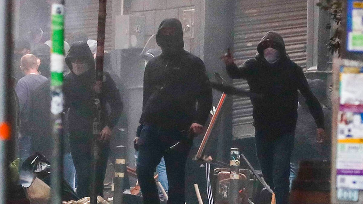 Frankfurt fans clash with police