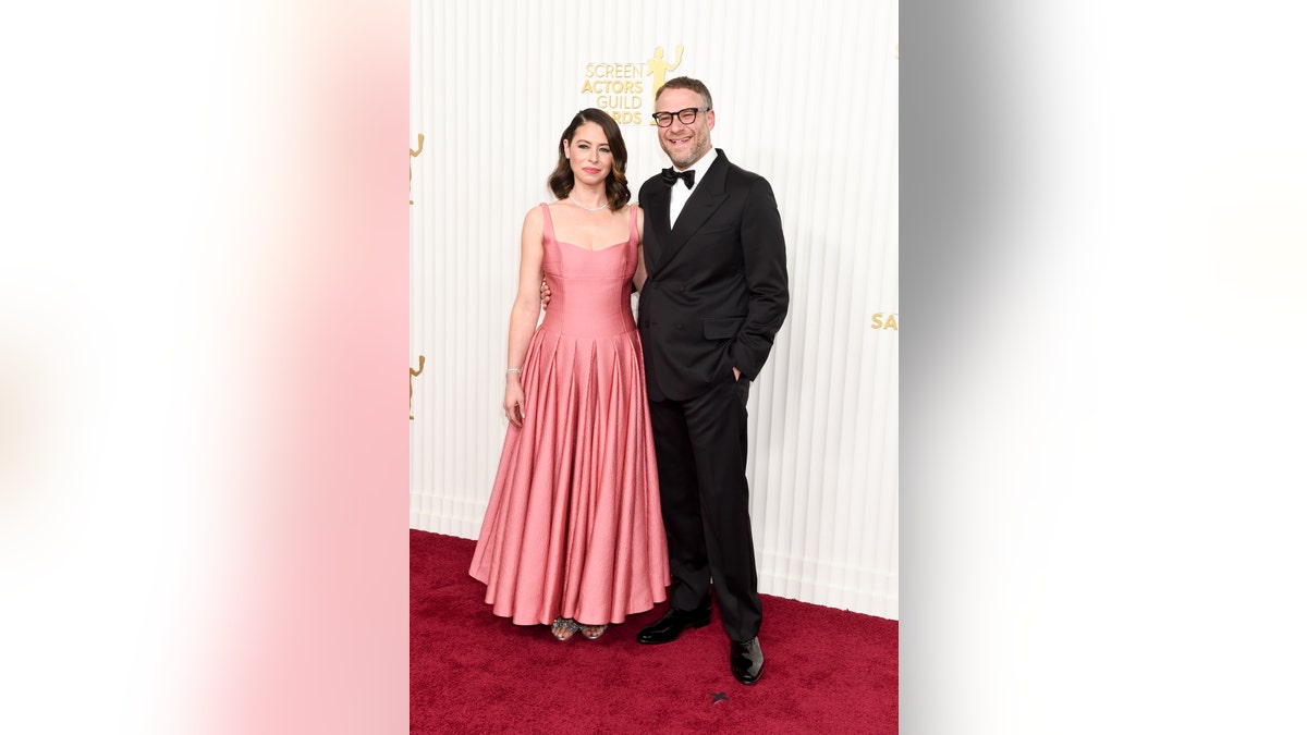 Seth Rogen and wife Lauren Miller red carpet