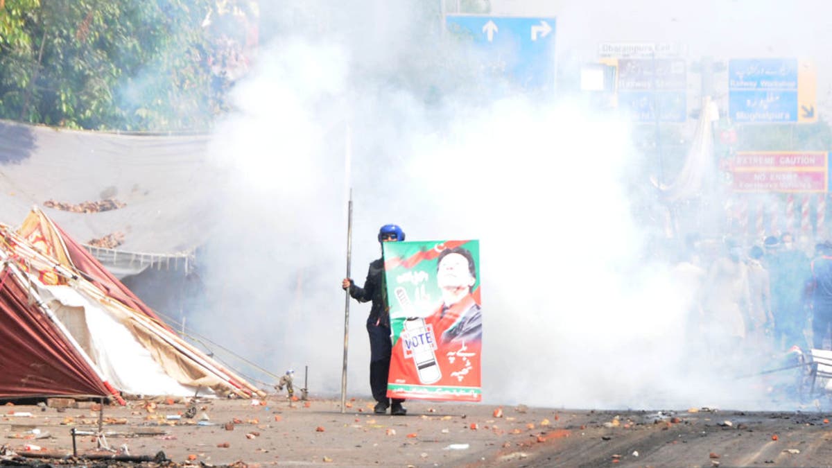 Police PTI clash