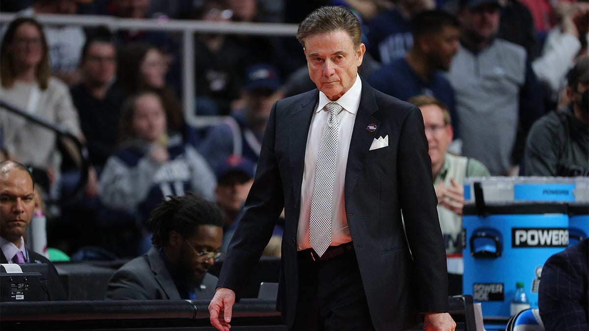 Rick Pitino coaches against UConn