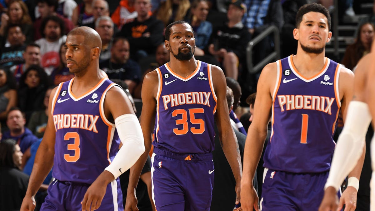 Kevin Durant returns for the Suns