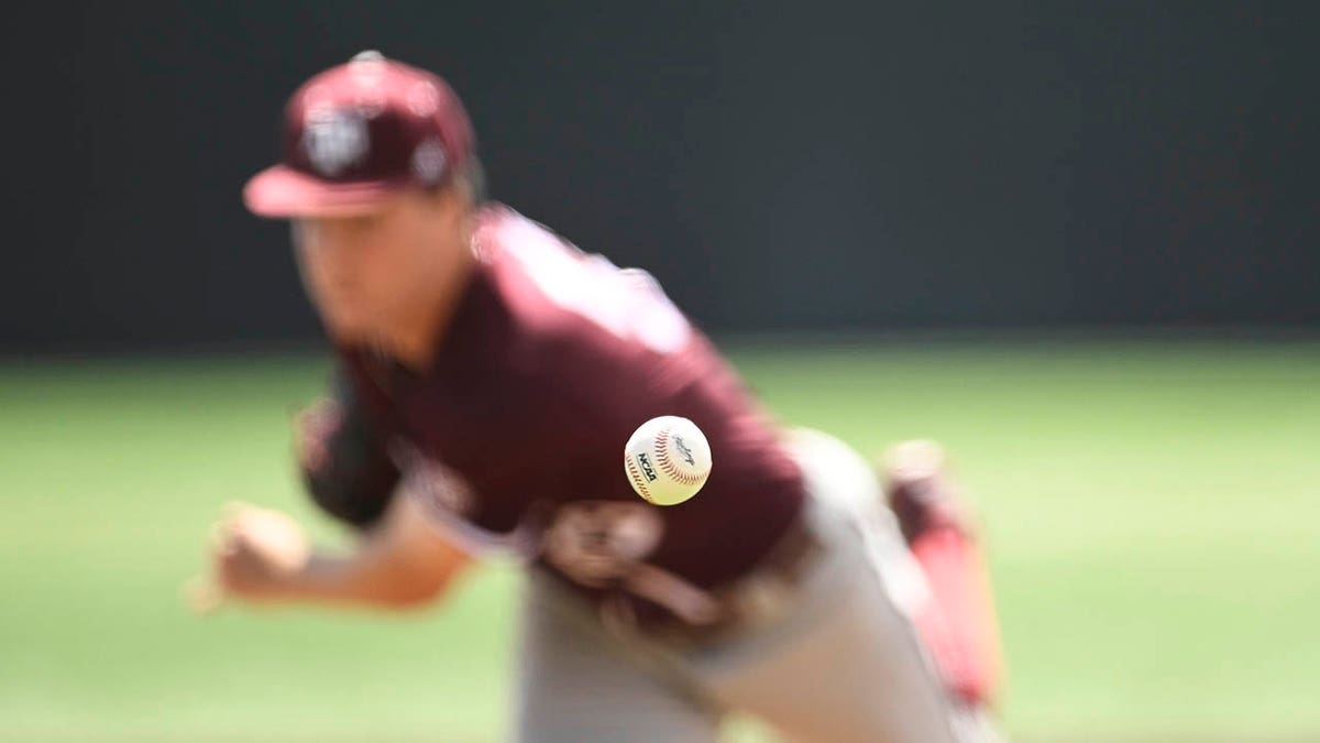 Texas A&M Aggies pitches against the Tennessee