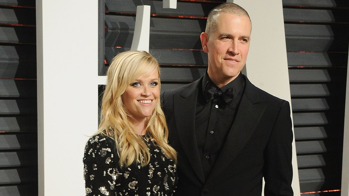 Reese Witherspoon and Jim Toth at Vanity Fair party