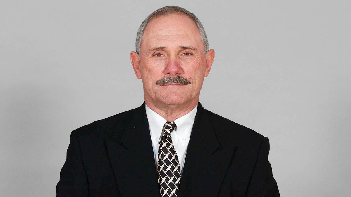 Washington NFL coach Dale Lindsey