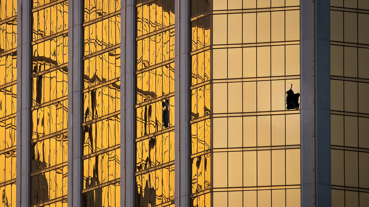 Las Vegas mass shooting window broken