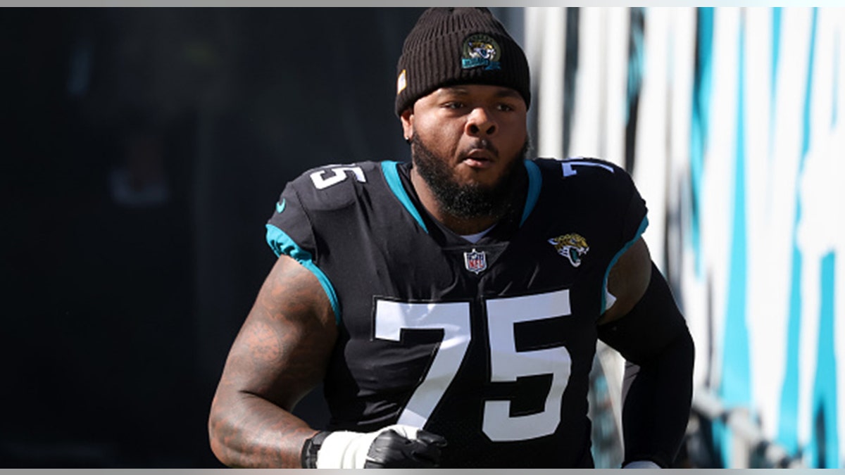 Chiefs make surprising move agreeing to massive contract for Jawaan Taylor: reports