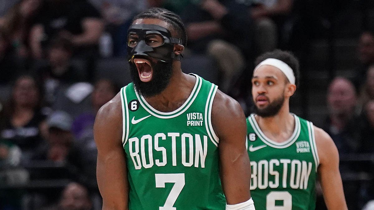 Celtics' Jaylen Brown 'thinking about clarifying' remarks on future with team amid speculation