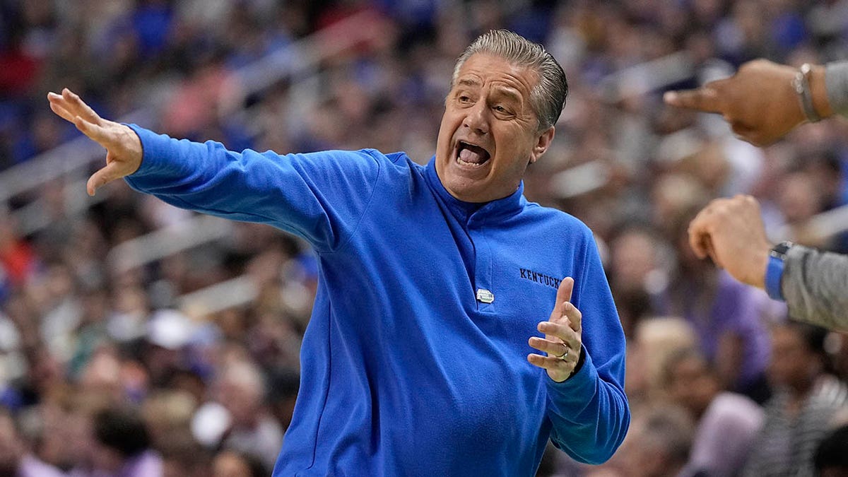 John Calipari vs K-State