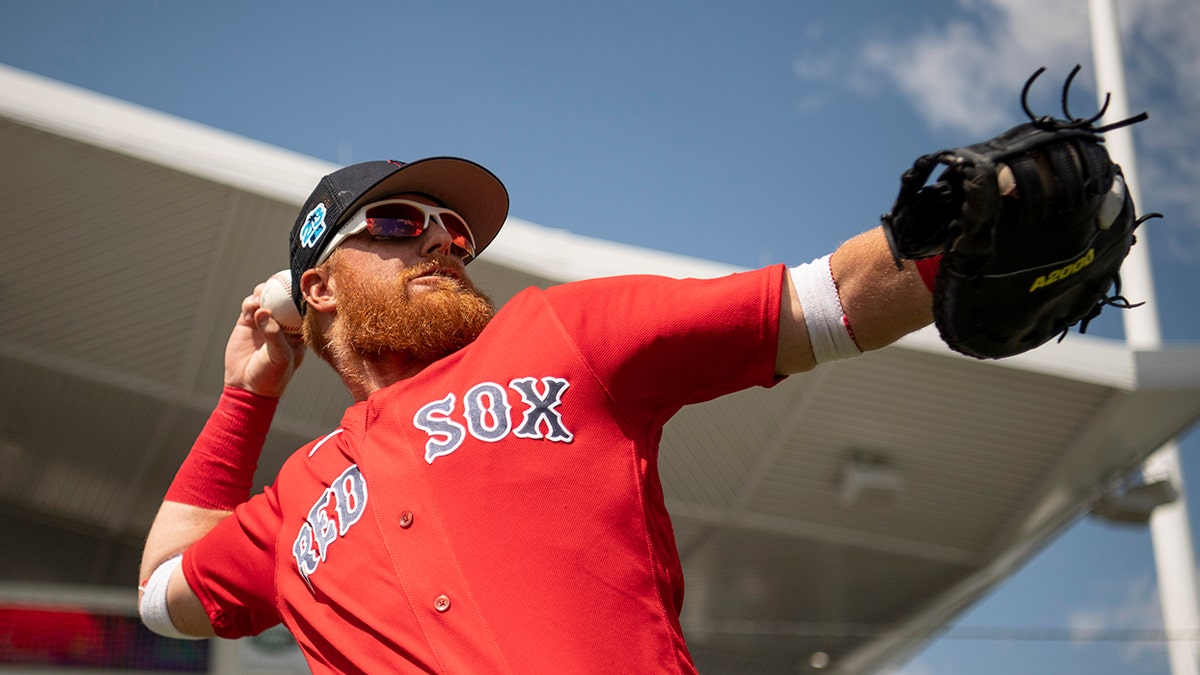 Red Sox's Justin Turner in hospital after being hit in face by pitch