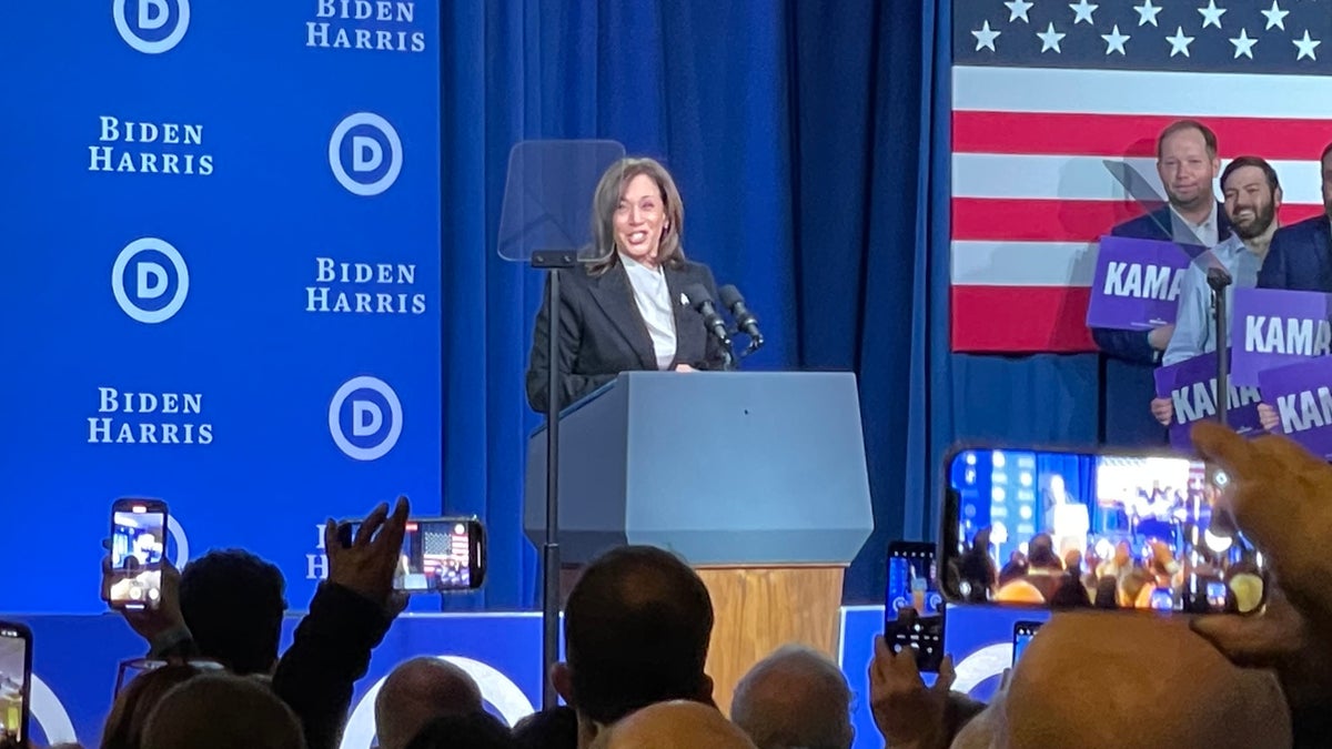 Kamala Harris at DNC meeting